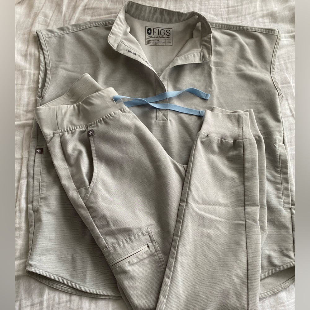 FIGS SCRUBS XXS